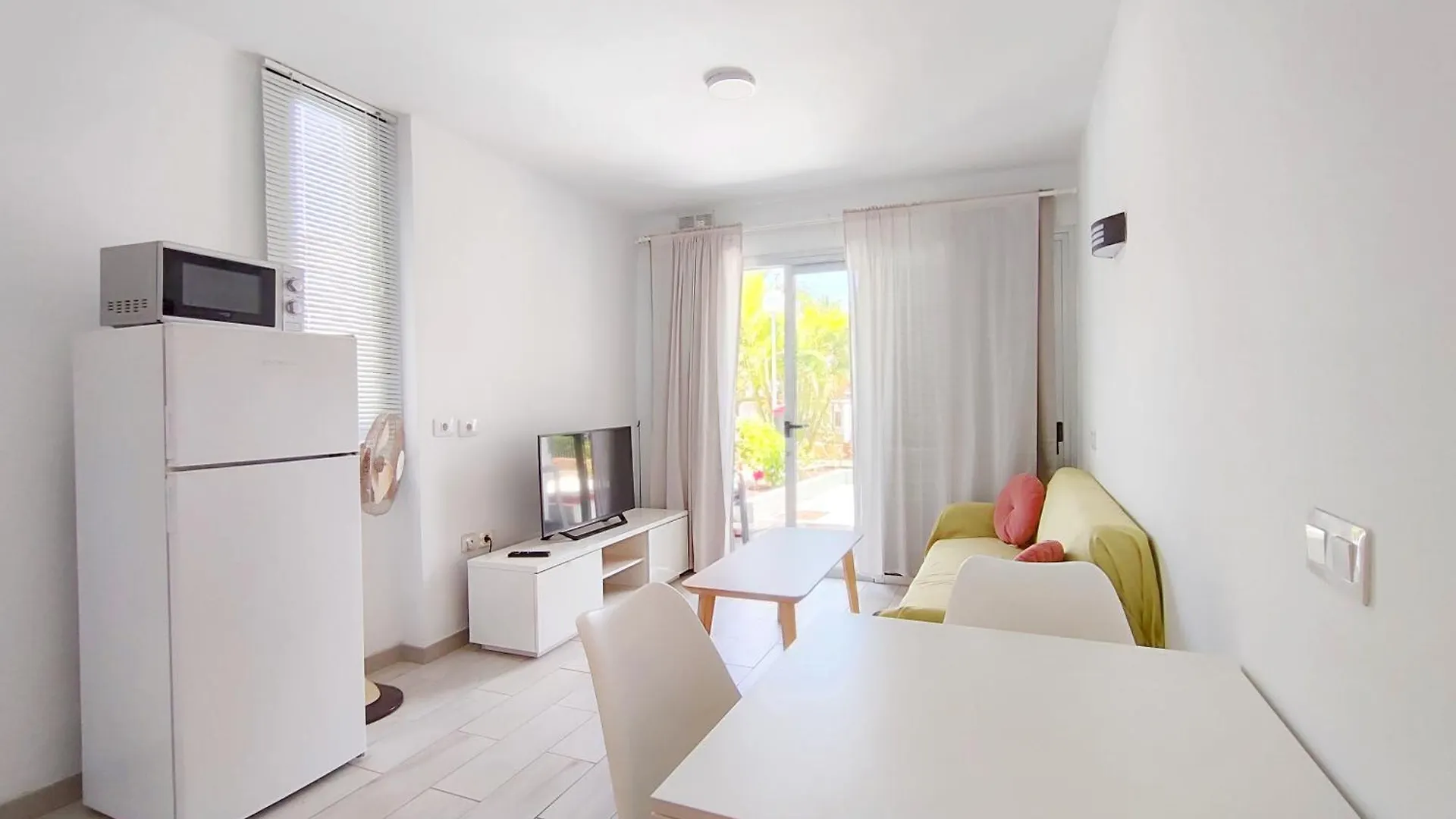 Koka16 Pool By Wave Properties Playa del Ingles  0*, Playa del Ingles (Gran Canaria)